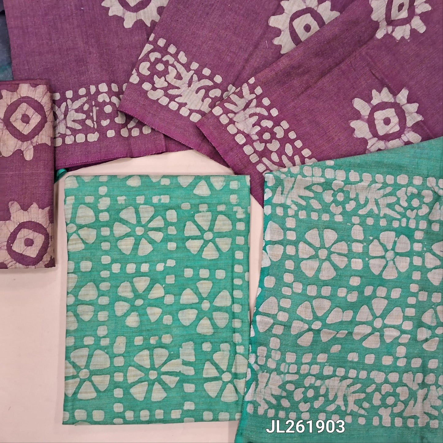 Turquoise green wax batik bhagalpuri jute silk cotton unstitched salwar material,(lining optional)beetroot purple batik jute silk cotton bottom,dual shaded wax batik design on bhagalpuri  jute silk cotton dupatta. JL261902