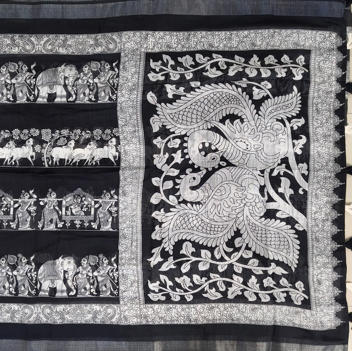 Black & white digital printed semi linen saree(lightweight,soft)with double side silver tissue borders, printed pallu and printed blouse with borders. NS116