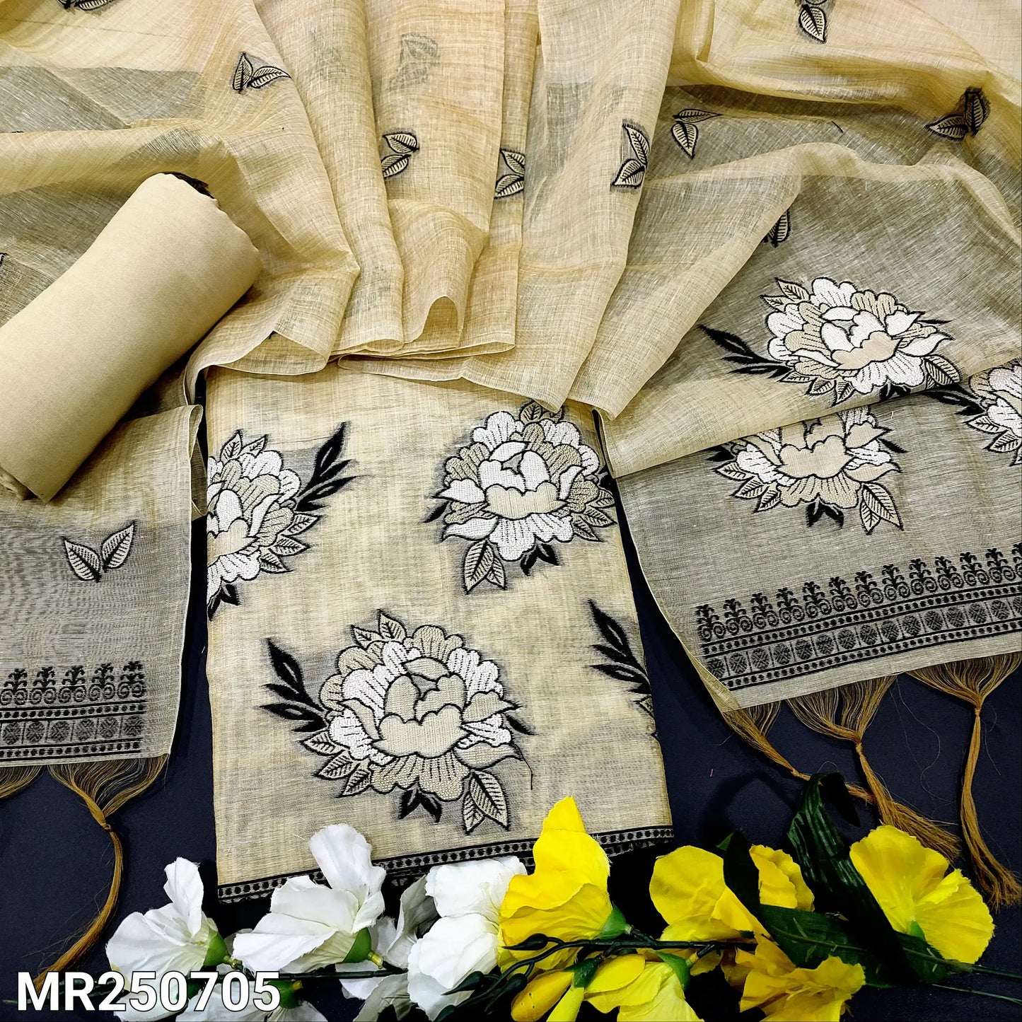 Buy Rich Beige Jamdani Woven Silk Cotton Salwar Material – Neidhal