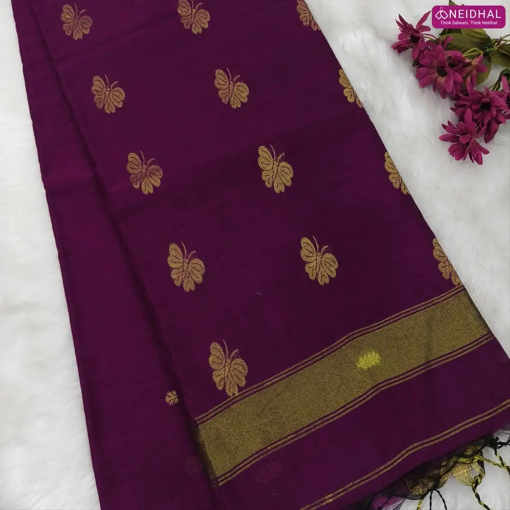 Dark beetroot purple Traditional zari woven silk cotton saree, double side borders, thread woven pallu, Thread woven running blouse with borders. NS18