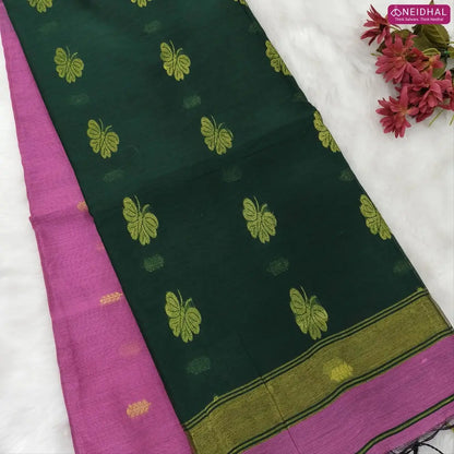 Lotus pink with bottle green Traditional zari woven silk cotton saree, double side borders, contrast thread woven pallu, thread woven running blouse with borders. NS17