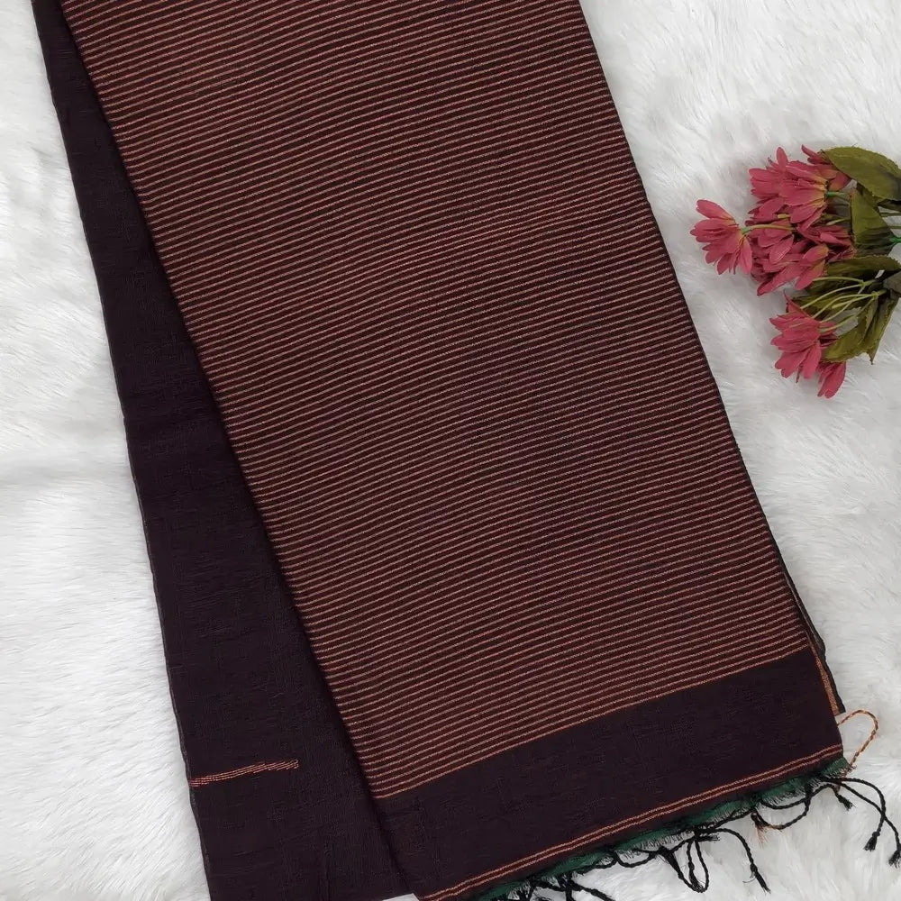Coffee brown pure linen jamdani woven saree, with copper tissue double side borders,striped tissue pallu with tassles, plain running blouse with borders.(DRY CLEAN RECOMMENDED ). NS115