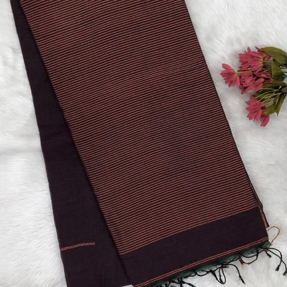Coffee brown pure linen jamdani woven saree, with copper tissue double side borders,striped tissue pallu with tassles, plain running blouse with borders.(DRY CLEAN RECOMMENDED ). NS115