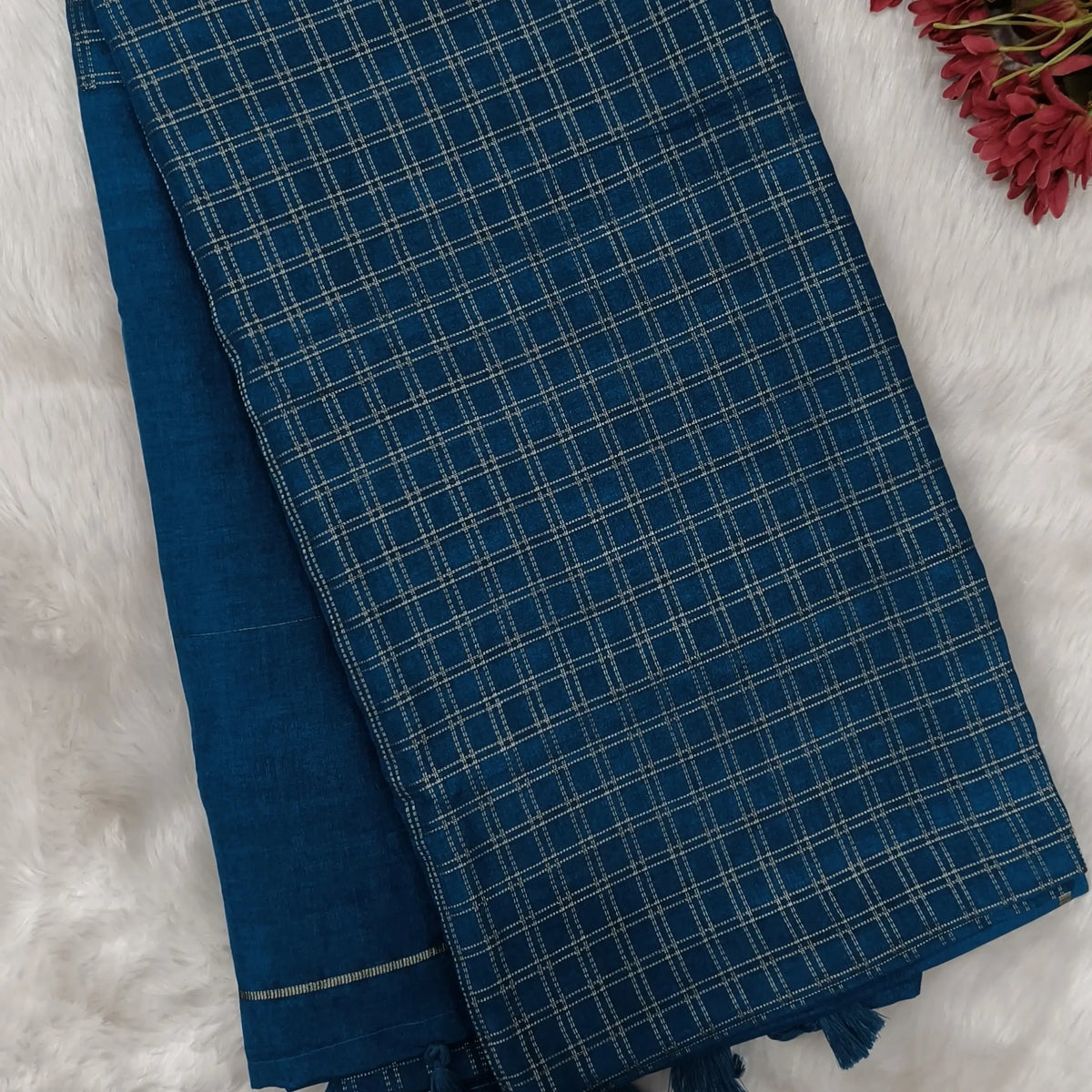 Dark teal blue soft semi tussar saree (Soft, Thin) thread weaving all over, short plain  pallu, plain running blouse with thin borders. NS299