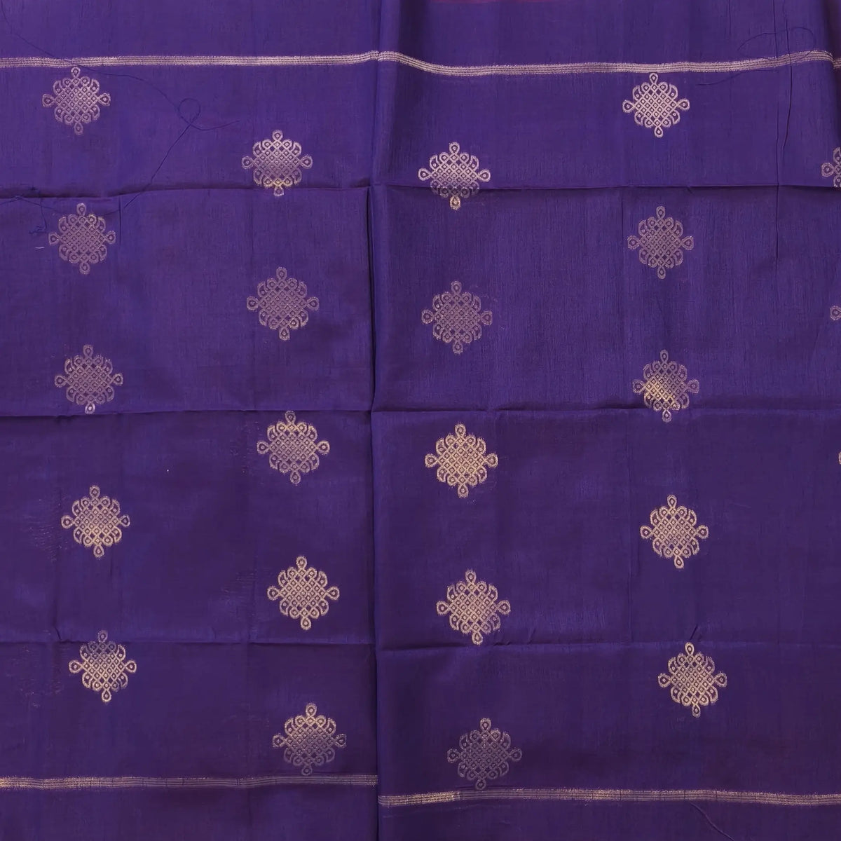 Purple semi tussar saree, with rich traditional zari weaving all over (thin, Textured) rich pallu, running blouse with zari woven buttas and borders. NS317