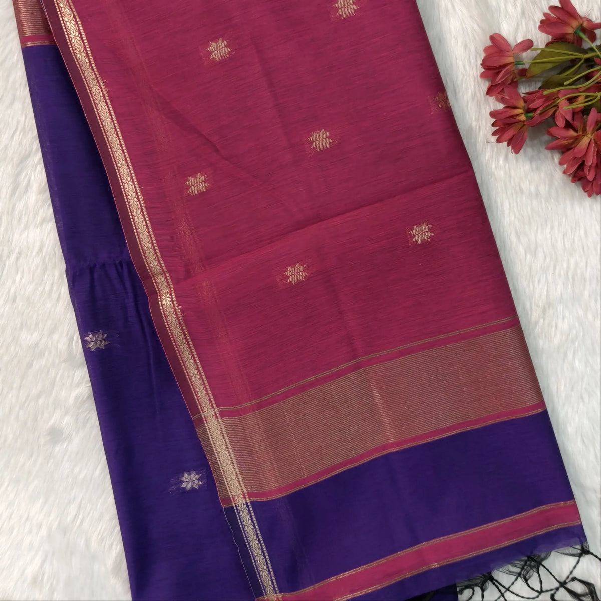 Dark purple and pink semi maheshwari silk cotton saree (thin, lightweight) zari woven borders and buttas all over, contrast pallu, plain running blouse with borders. NS358