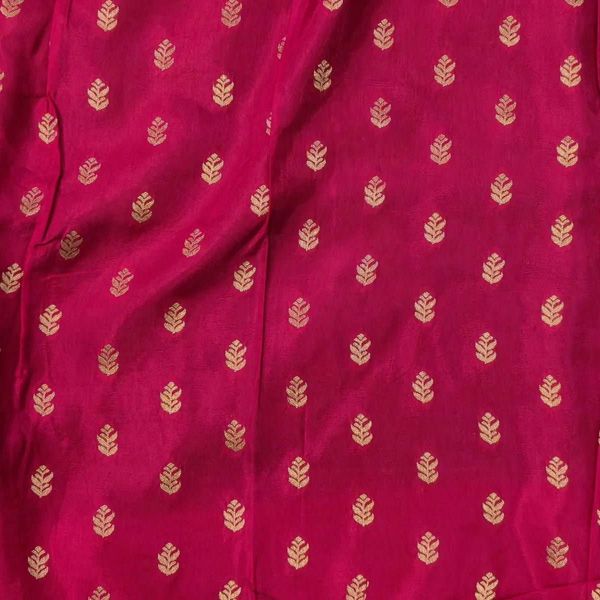 Purple jakard viscous silk saree with zari woven buttas all over, contrast double side gold and silver zari woven border (Silky, Thin)Contrast pallu with striped, crepe silk blouse with zari buttas. NS368
