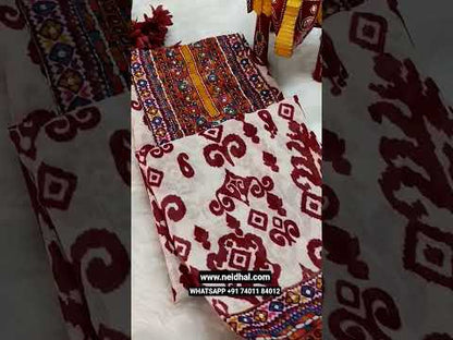 Half white base digital printed semi linen unstitched salwar material, zardozi& bead work on yoke(thin, lining needed)matching  spun cotton bottom, digital printed semi linen dupatta with lace tapings. Code JL252207