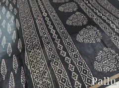 CODE WS1359 : Light grey with black art linen saree, printed all over, block printed pallu contrast running blouse with borders.